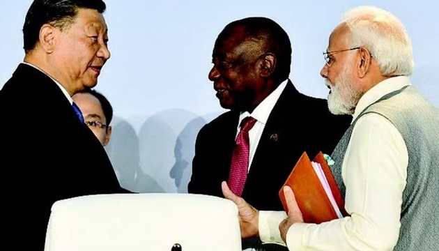 Лідери Індії і Китаю домовилися активізувати зусилля для деескалації напруженості на кордоні