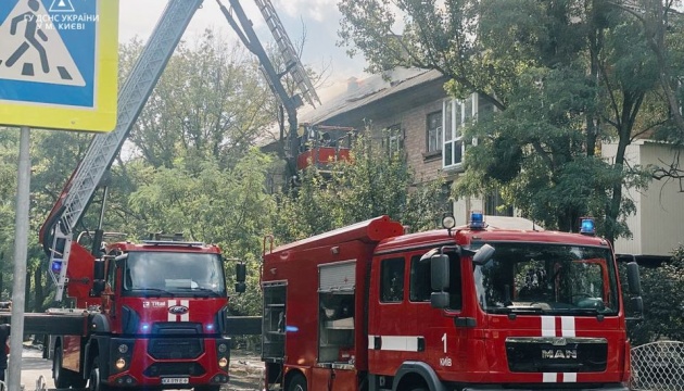 Пожежу у житловому будинку на Печерську ліквідували, є постраждала