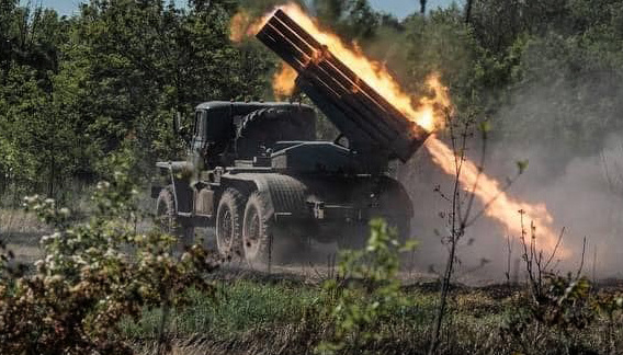 Ukraine reports 71 combat clashes on front lines in past 24 hours
