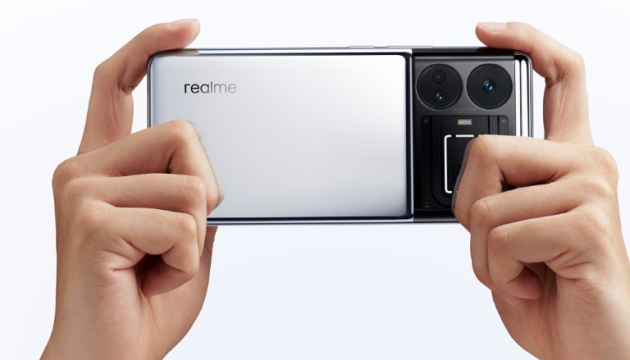 Realme презентувала новий смартфон у двох версіях зарядки