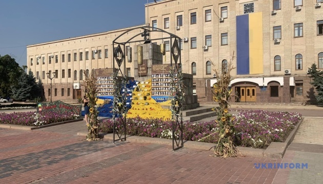 У Кропивницькому встановили «Дзвони пам'яті» для вшанування загиблих воїнів
