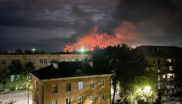 Безпілотники атакували військовий аеродром у Псковській області, пошкоджені чотири літаки