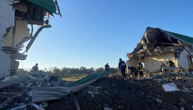 ロシア軍、ウクライナ東部スロヴヤンシク共同体を砲撃　住民１名死亡