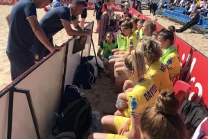 Українки програли Нідердандам на старті Євро-2023 з пляжного футболу