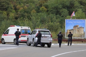 У Косові зросла кількість жертв зіткнень поліції з озброєними нападниками