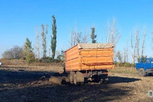 На Харківщині «КАМАЗ» підірвався на вибухівці