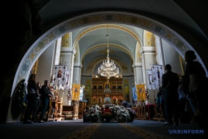 На Львівщині попрощалися з матір'ю Кузьми Скрябіна