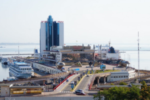 Rosyjski fejk - na stacji morskiej w Odessie znajduje się sprzęt wojskowy

