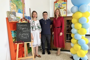 У Бельгії український дипломат завітала до української суботньої школи «Рідна мова»