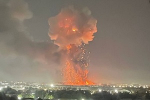 У Ташкенті на території аеропорту прогримів потужний вибух та спалахнула пожежа