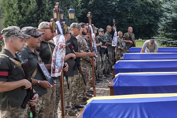Poltawa: Trauerfeier um Besatzungen von zwei Kampfhubschrauber