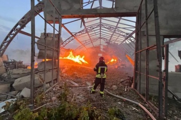 ロシア軍、ウクライナ南部を自爆型無人機で再び攻撃　民間施設に被害
