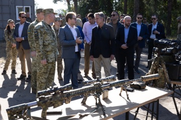 US-Außenminister Blinken besucht ukrainische Grenzsoldaten