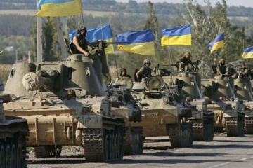 Ukrainian forces continue offensive south of Bakhmut, make gains