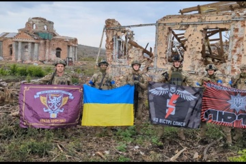 ウクライナ防衛戦力、東部クリシチーウカ村を解放