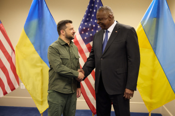 Austin to Zelensky: US will continue to actively support Ukraine for success on battlefield