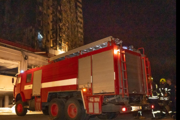 Ataque a Odesa: Los rescatistas muestran los edificios destruidos del puerto marítimo y el hotel