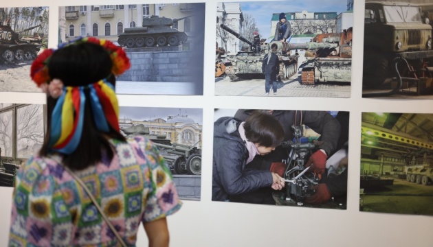 У Таїланді проходять фотовиставки «Культура vs війна» та «Україна очима тайського журналіста»