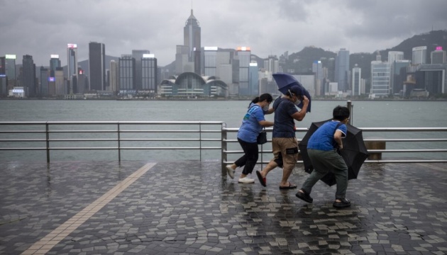 У Китаї через тайфун «Саола» евакуювали понад 780 тисяч людей