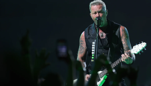 Metallica перенесла концерт через COVID-19 у фронтмена
