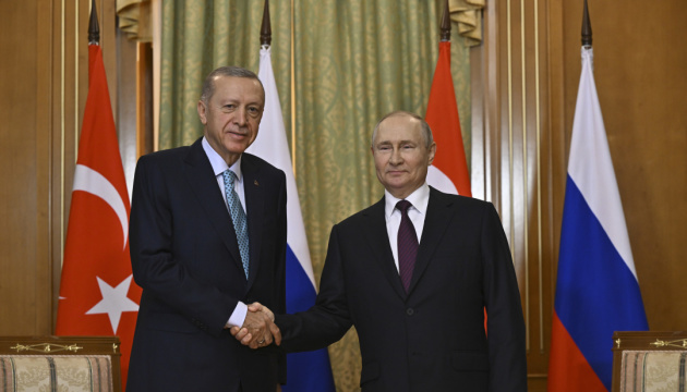 Туреччина та Росія не можуть домовитися, хто керуватиме «газовим хабом» – Reuters