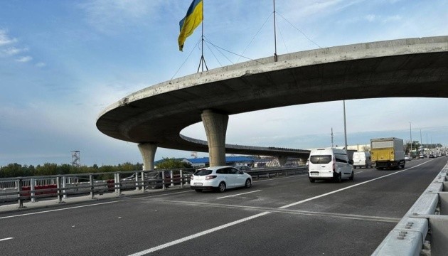 На Київщині відкрили для проїзду міст через річку Ірпінь