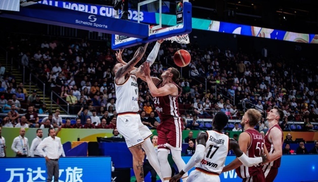Німеччина перемогла Латвію і вийшла до півфіналу ЧС з баскетболу