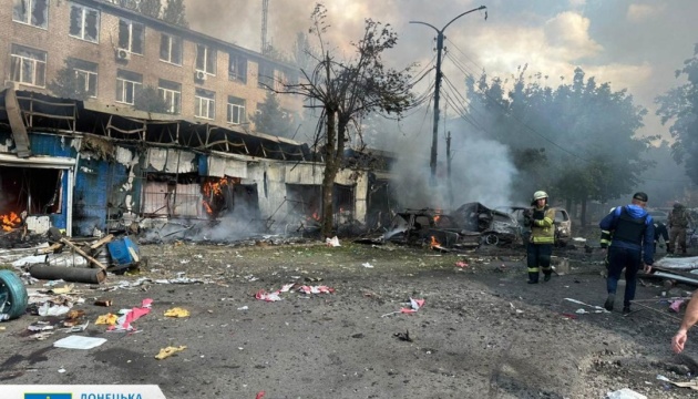 Nach Beschuss von Kostjantyniwka gibt es bereits 31 Verwundete, es liegen noch Menschen unter Trümmern