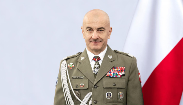 Українські військові швидко опановують західну техніку – начальник Генштабу ЗС Польщі