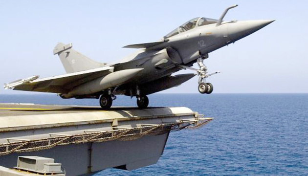 Багатоцільовий винищувач четвертого покоління Dassault Rafale