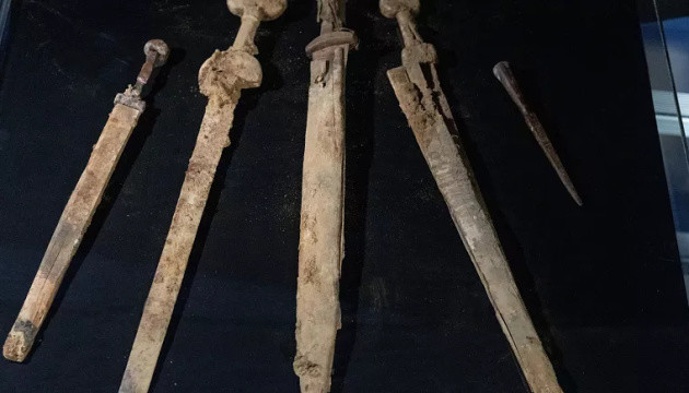 В Ізраїлі знайшли чотири римські мечі віком майже 2000 років