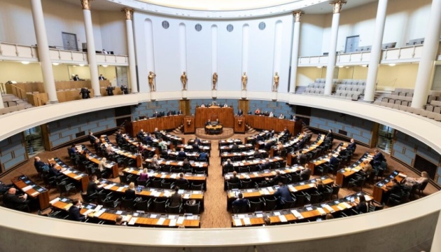 Расистський скандал у Фінляндії: парламент відхилив вотум недовіри уряду