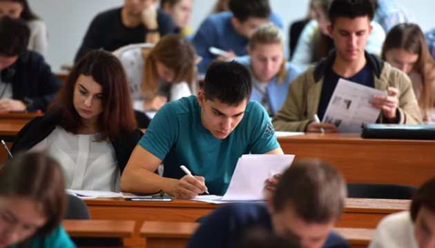Rosyjska propaganda „mobilizuje” charkowskich studentów

