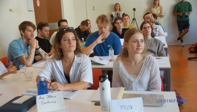 У Нідерландах стартували перші курси з вивчення української мови у вищих навчальних закладах