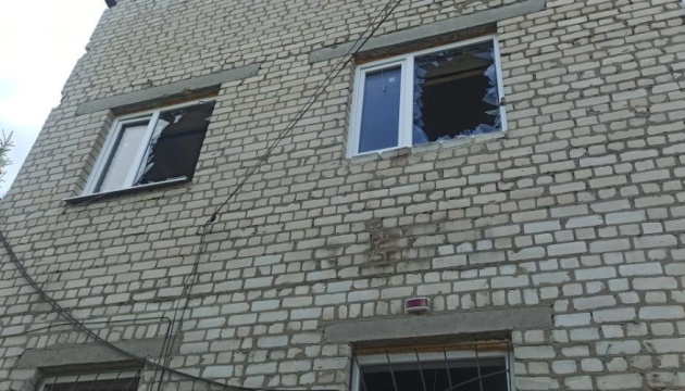 Ворог за добу завдав понад 20 ударів по прикордонню Харківщини - пошкоджені будівлі та авто