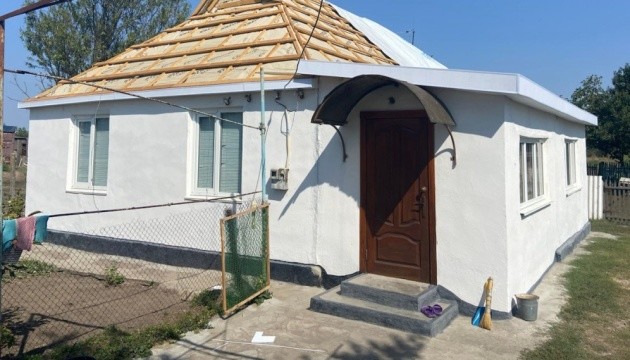 Полтавські фахівці відновили 40 будинків у двох селах Херсонщини