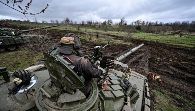 Ukrainische Armee wehrt feindliche Angriffe bei Awdijiwka, Bachmut und Marjinka ab - Generalstab
