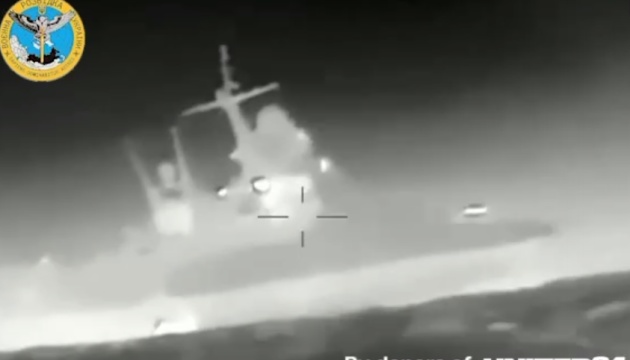 Федоров показав, як морський дрон атакує російський корабель