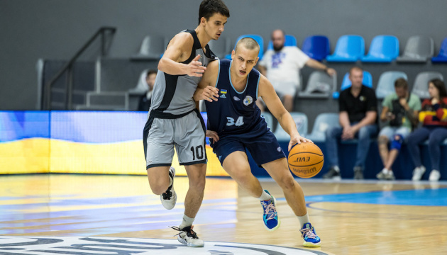 Клуби баскетбольної Суперліги зіграють передсезонні турніри в Івано-Франківську та Луцьку