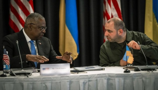 Umerov, Austin discuss battlefield needs, security guarantees for Ukraine