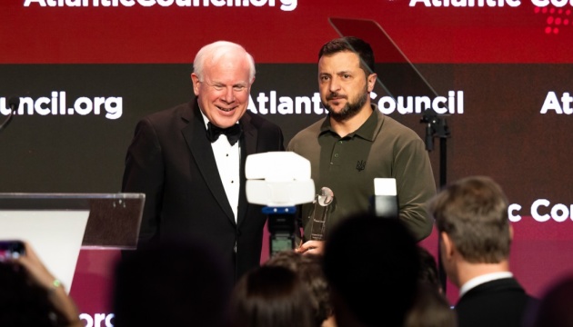 Зеленський у США отримав премію Atlantic Council Global Citizen Awards