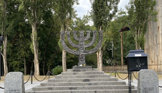 Посол Німеччини вшанував пам’ять жертв Голокосту в Бабиному Яру