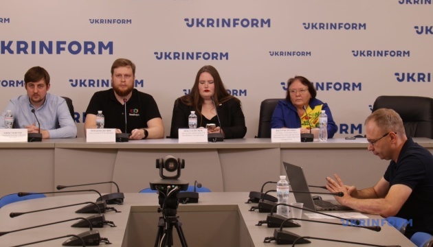 У Києві презентували дослідження про вплив війни на якість повітря в Україні