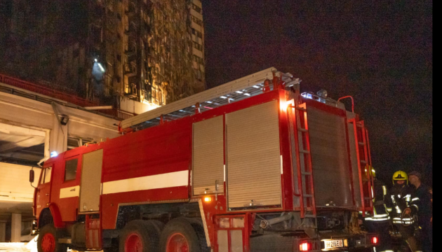 Ataque a Odesa: Los rescatistas muestran los edificios destruidos del puerto marítimo y el hotel