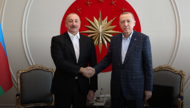 Ердоган їде в Азербайджан
