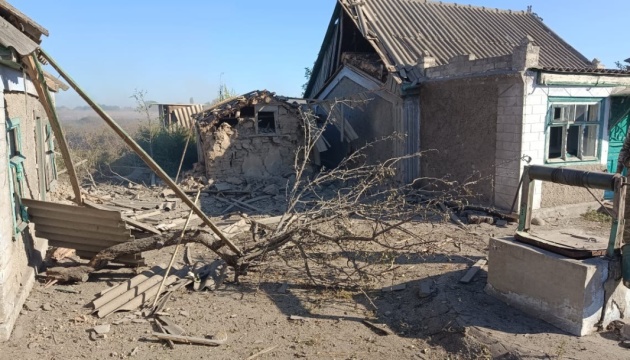 Enemy shells village in Kherson region - houses damaged