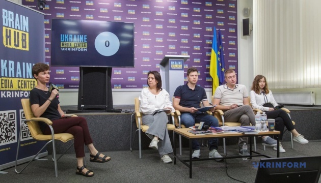Катування і позасудові страти: до МКС направлять два подання щодо злочинів РФ в Україні