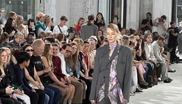 Лілія Літковська показала нову колекцію «REBIRTH» на Тижні моди у Парижі