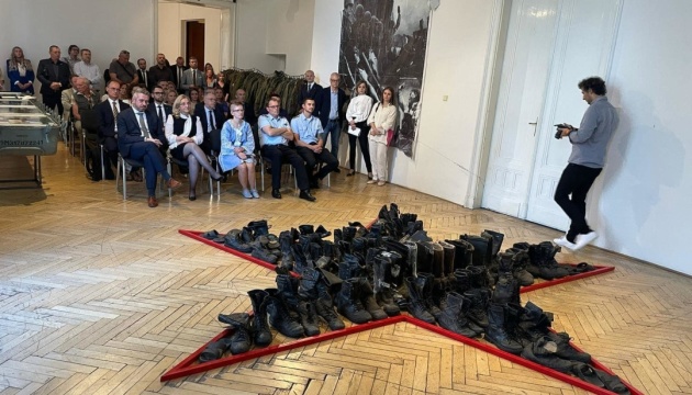 У Братиславі відкрили виставку про агресивну війну РФ проти України