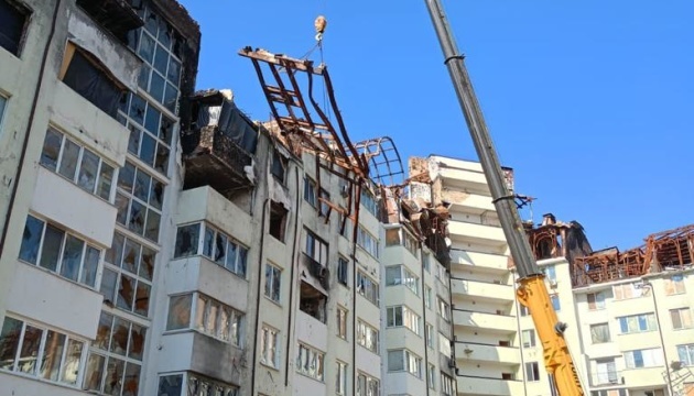 Multi-storey buildings being restored in Irpin at expense of Fund for Elimination of Consequences of Armed Aggression
